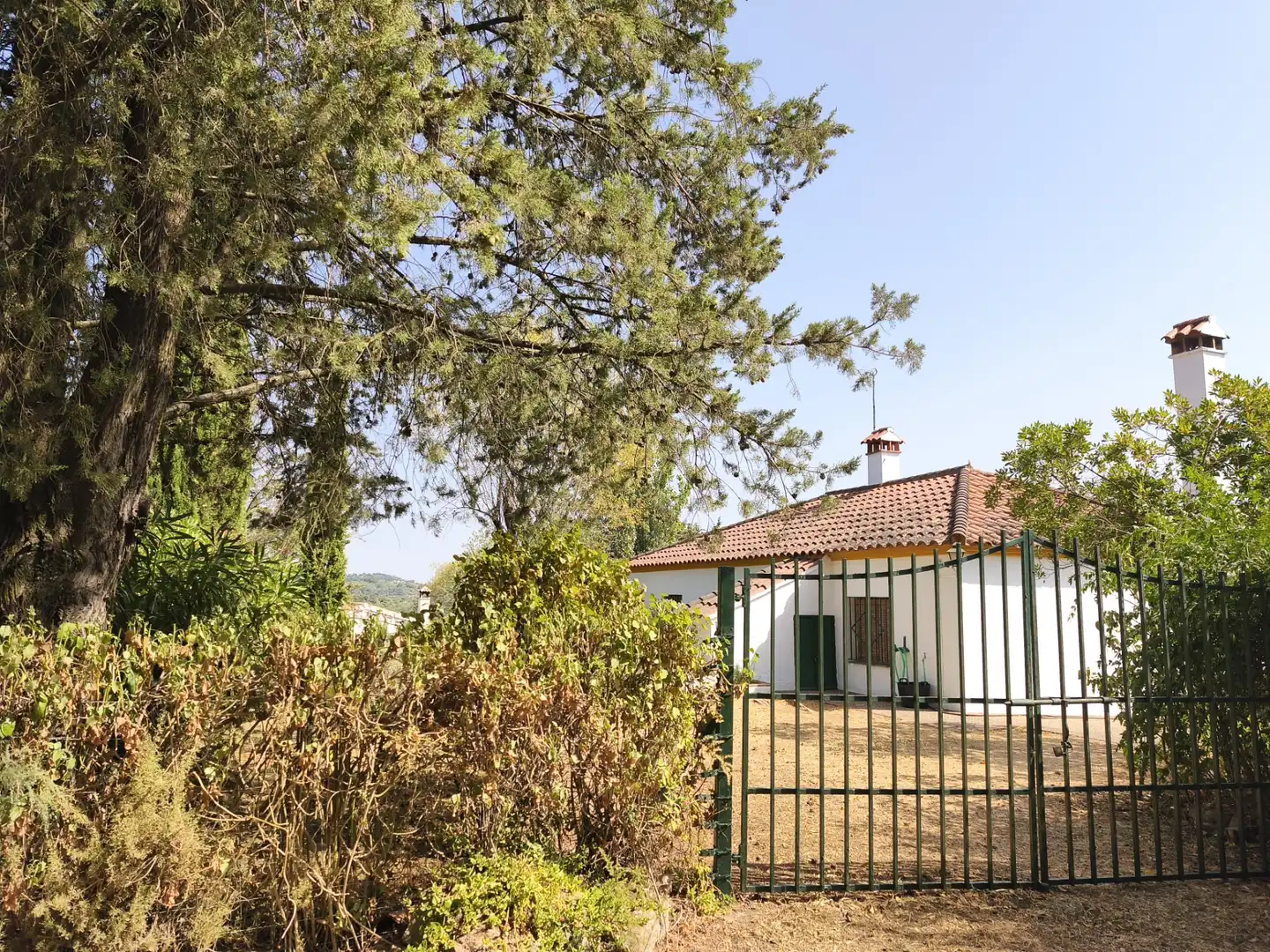 Casa rústica amb jardí en venda a Cazalla de la Sierra, imagen 2