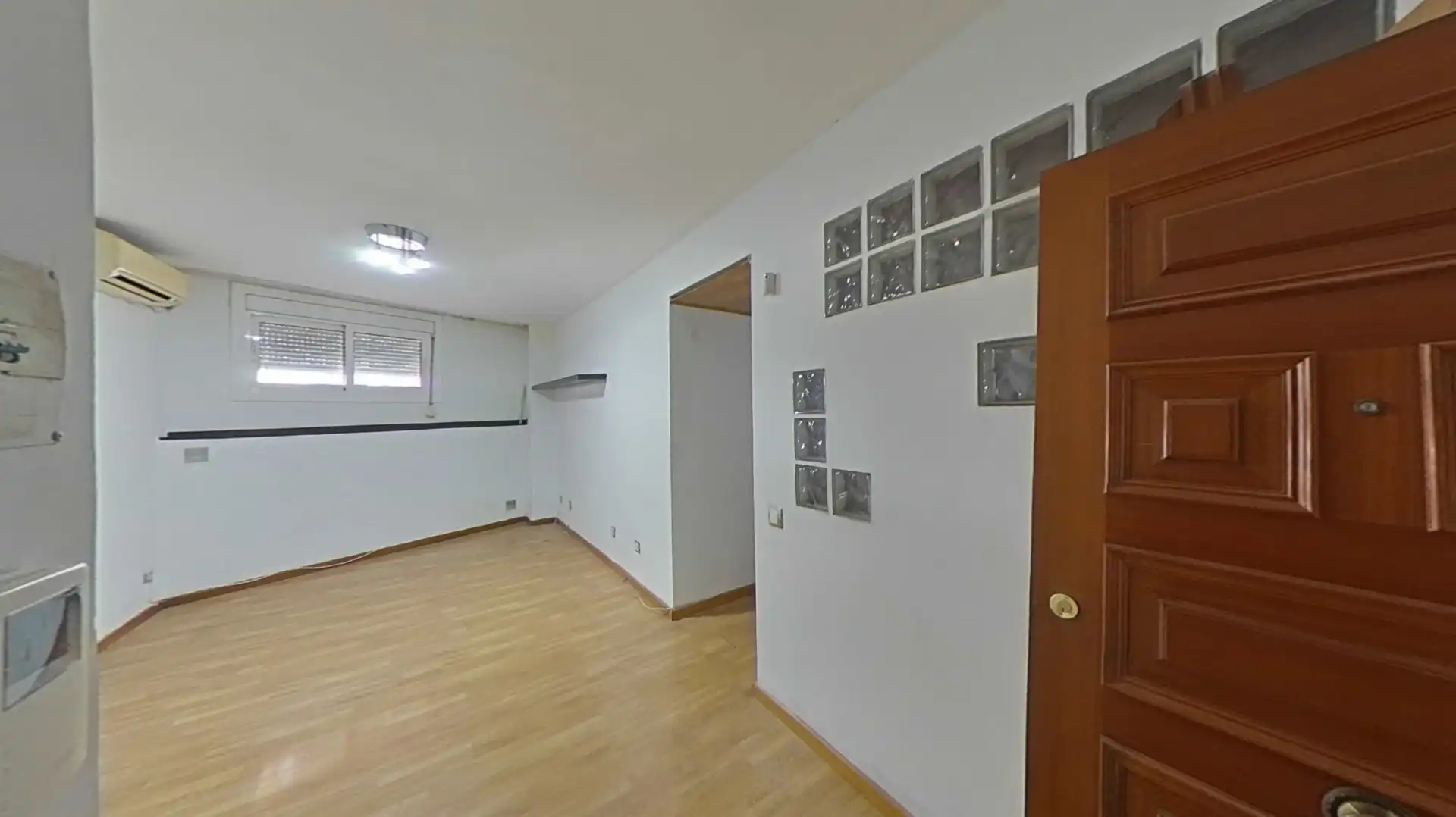 Ground floor for sale in Carrer del Baró de Sant Lluís, imagen 21