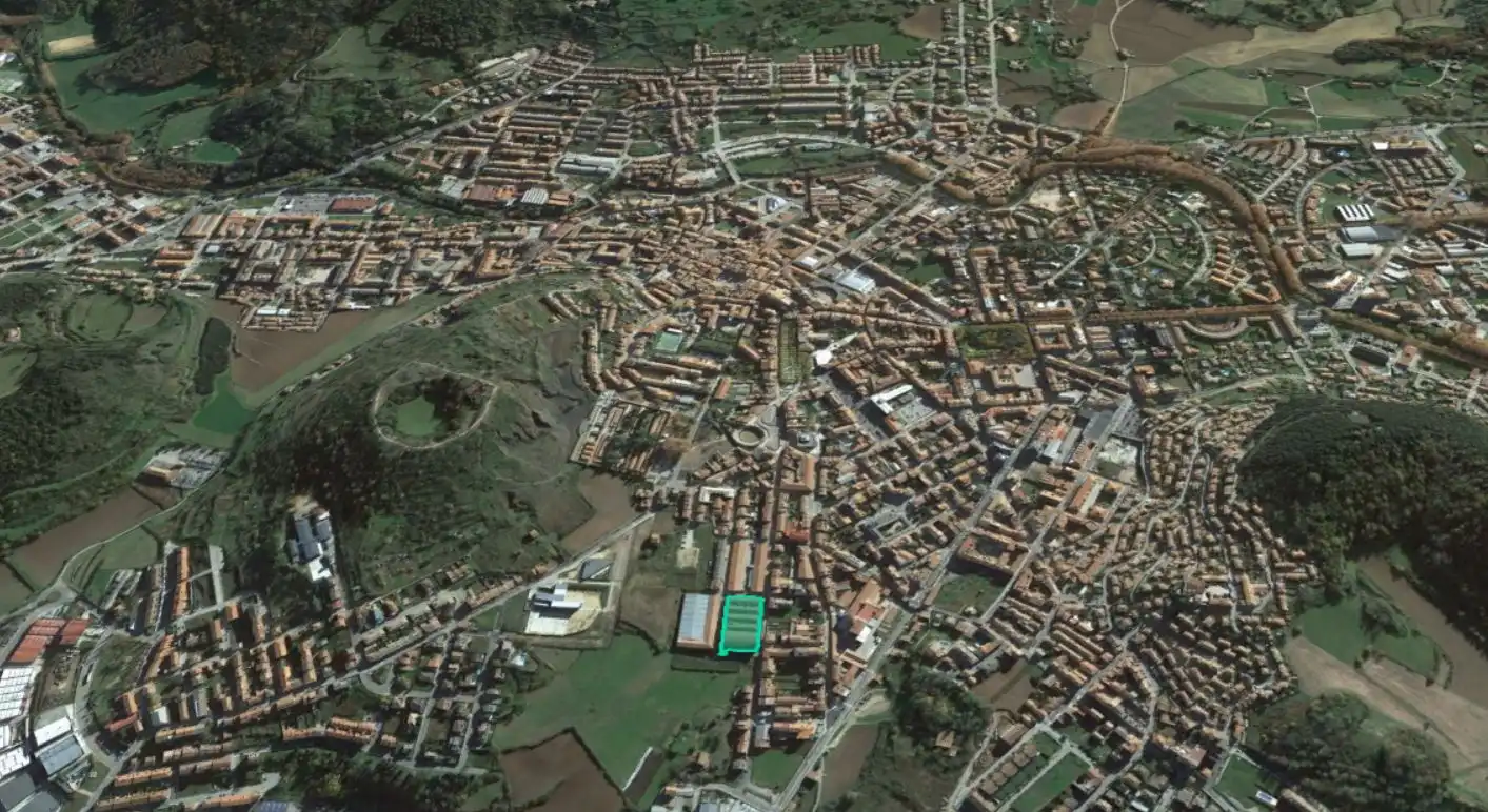 Vista exterior de Nave industrial en venta en Olot