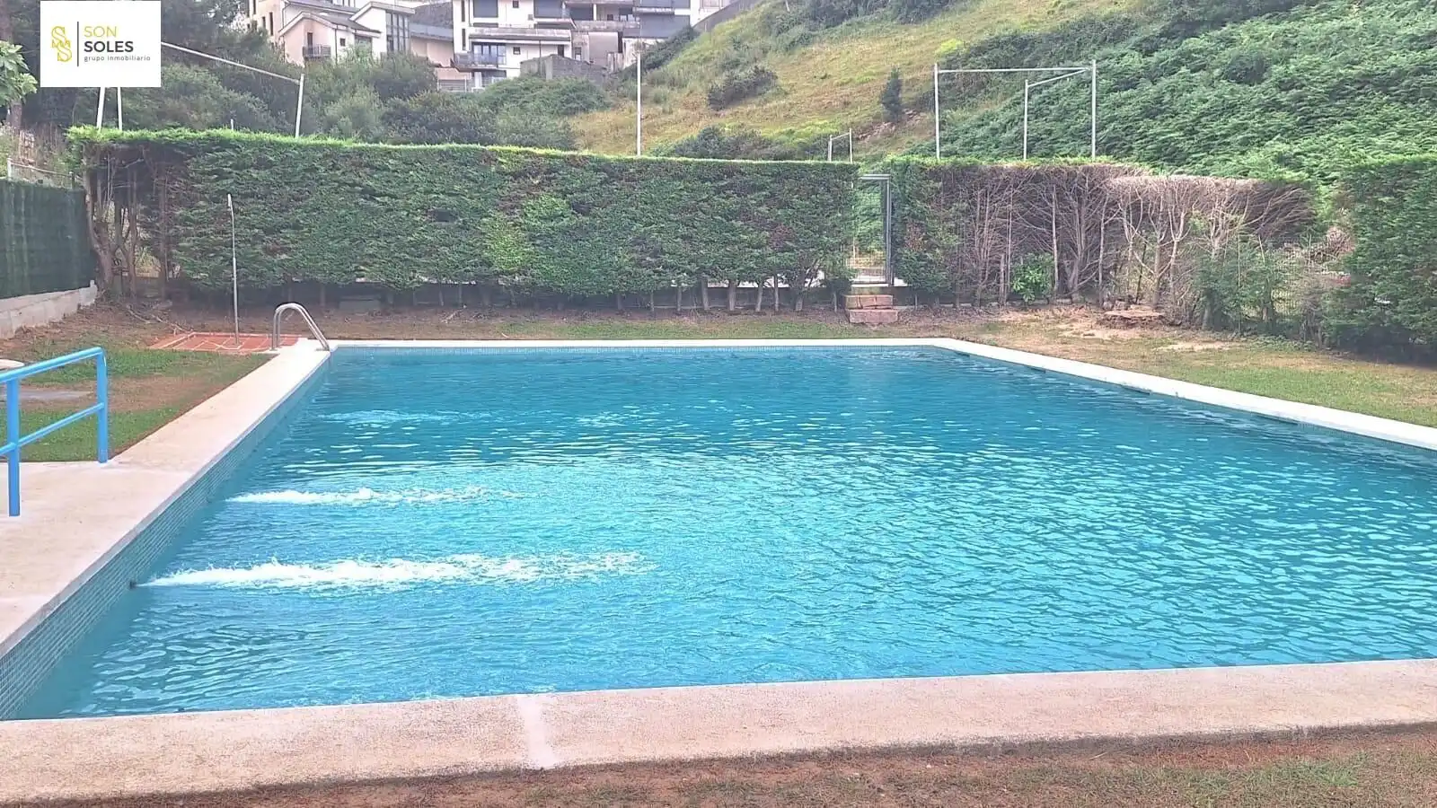 Piscina de Planta baja en venta en Miengo con Calefacción, Jardín privado y Terraza