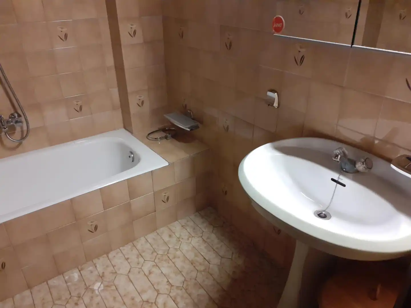 Baño de Piso de alquiler en Mollet del Vallès con Aire acondicionado, Calefacción y Amueblado