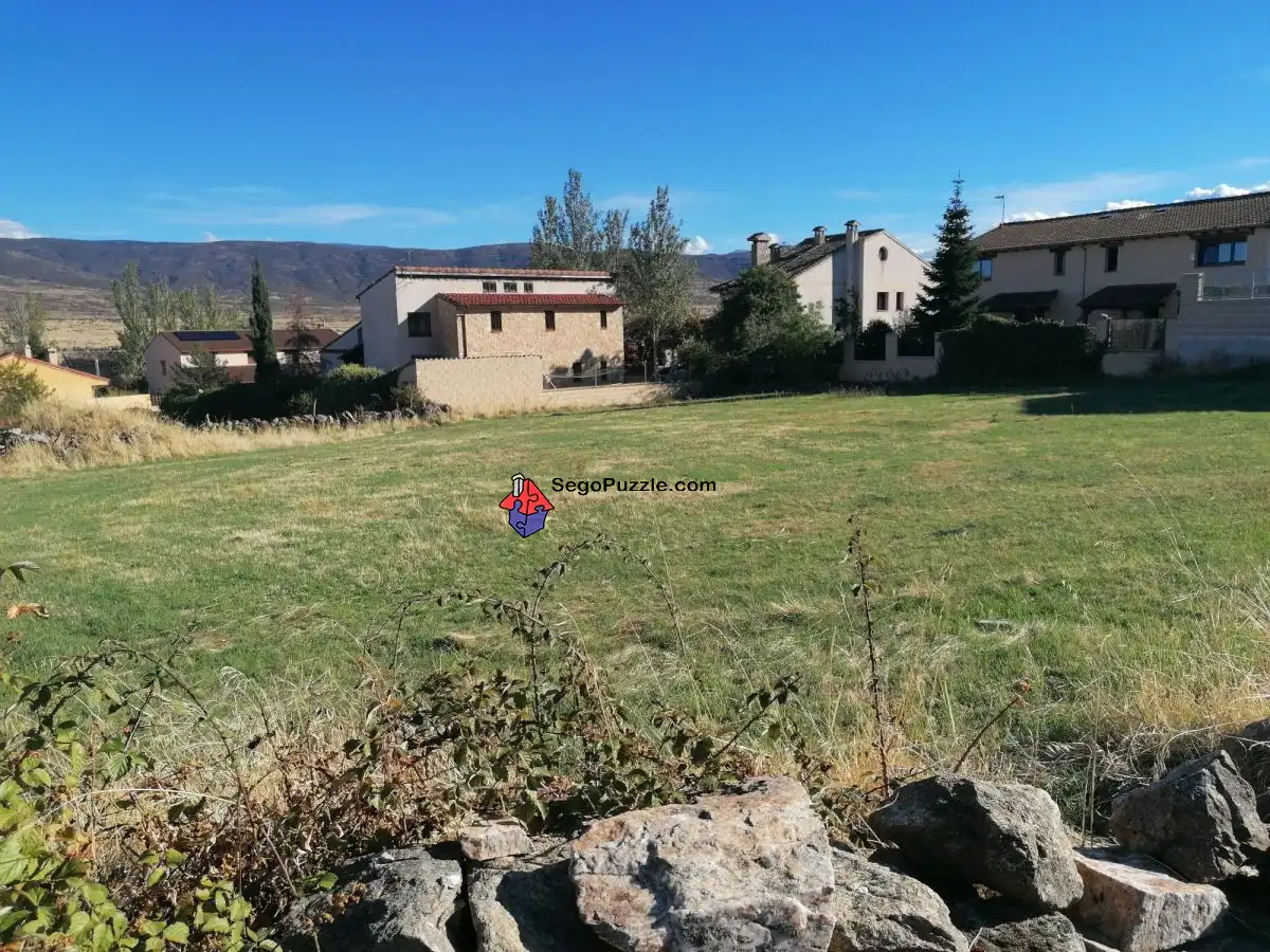 Residential land for sale in Torrecaballeros, imagen 2