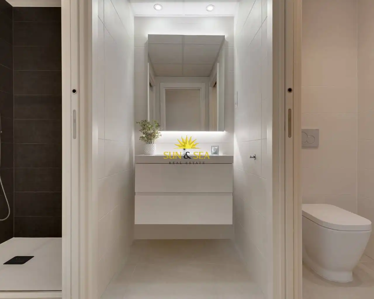 Baño de Ático de alquiler en Orihuela con Aire acondicionado, Calefacción y Terraza