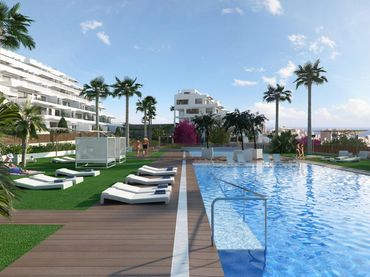 Duplex con piscina in vendita a Golf Bahía