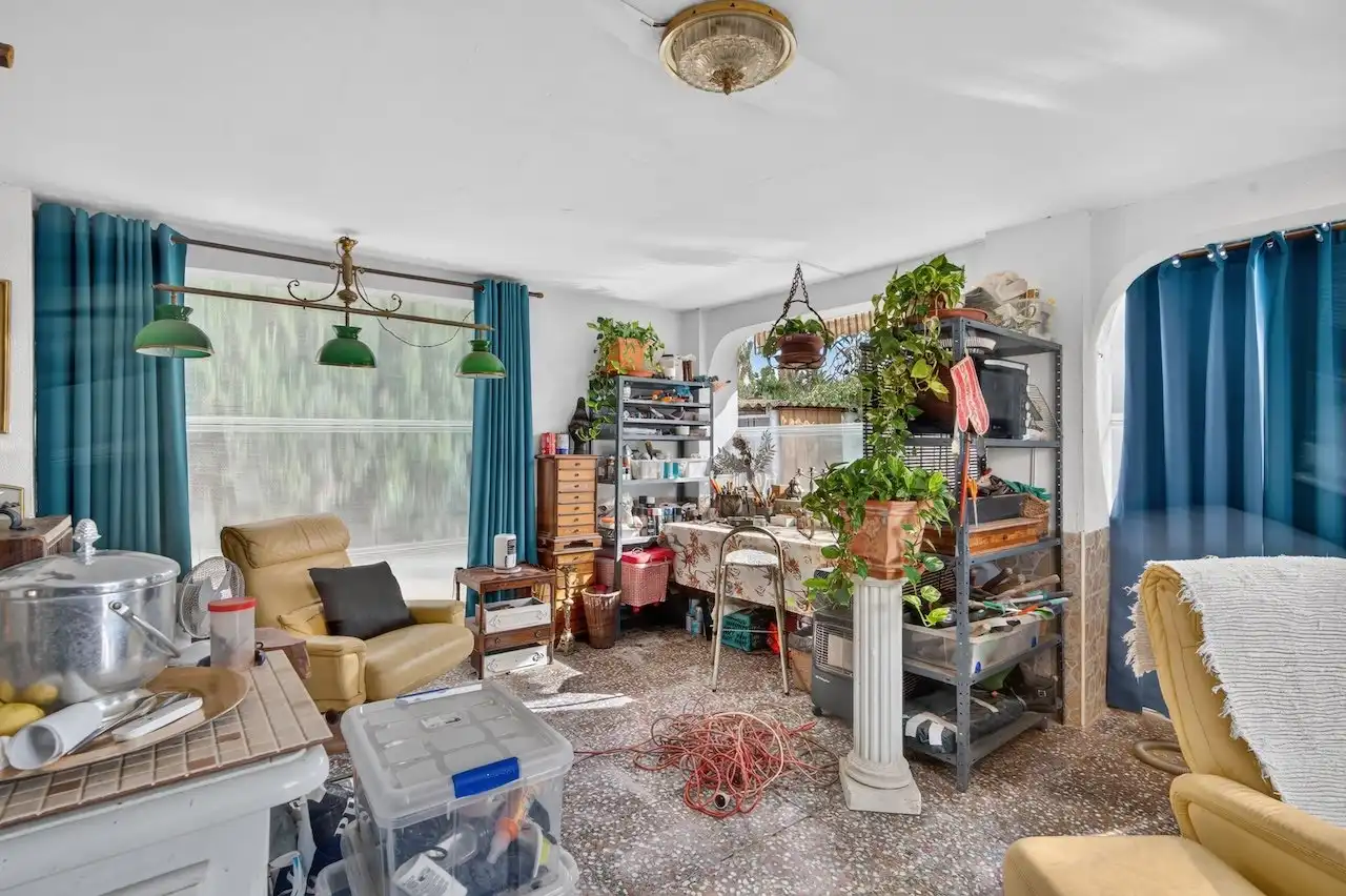 Wohnzimmer von Haus oder Chalet zum Verkauf in Elche / Elx mit Heizung, Privatgarten und Terrasse