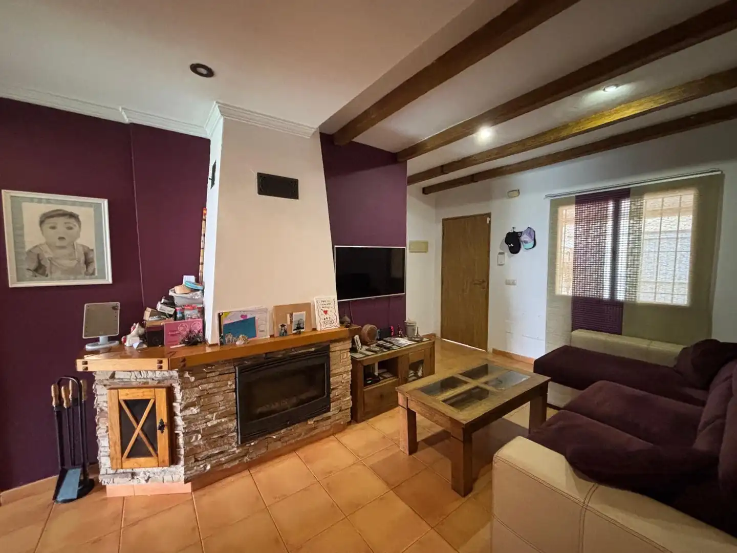 Sala d'estar de Casa adosada en venda en Los Barrios amb Calefacció, Jardí privat i Alarma