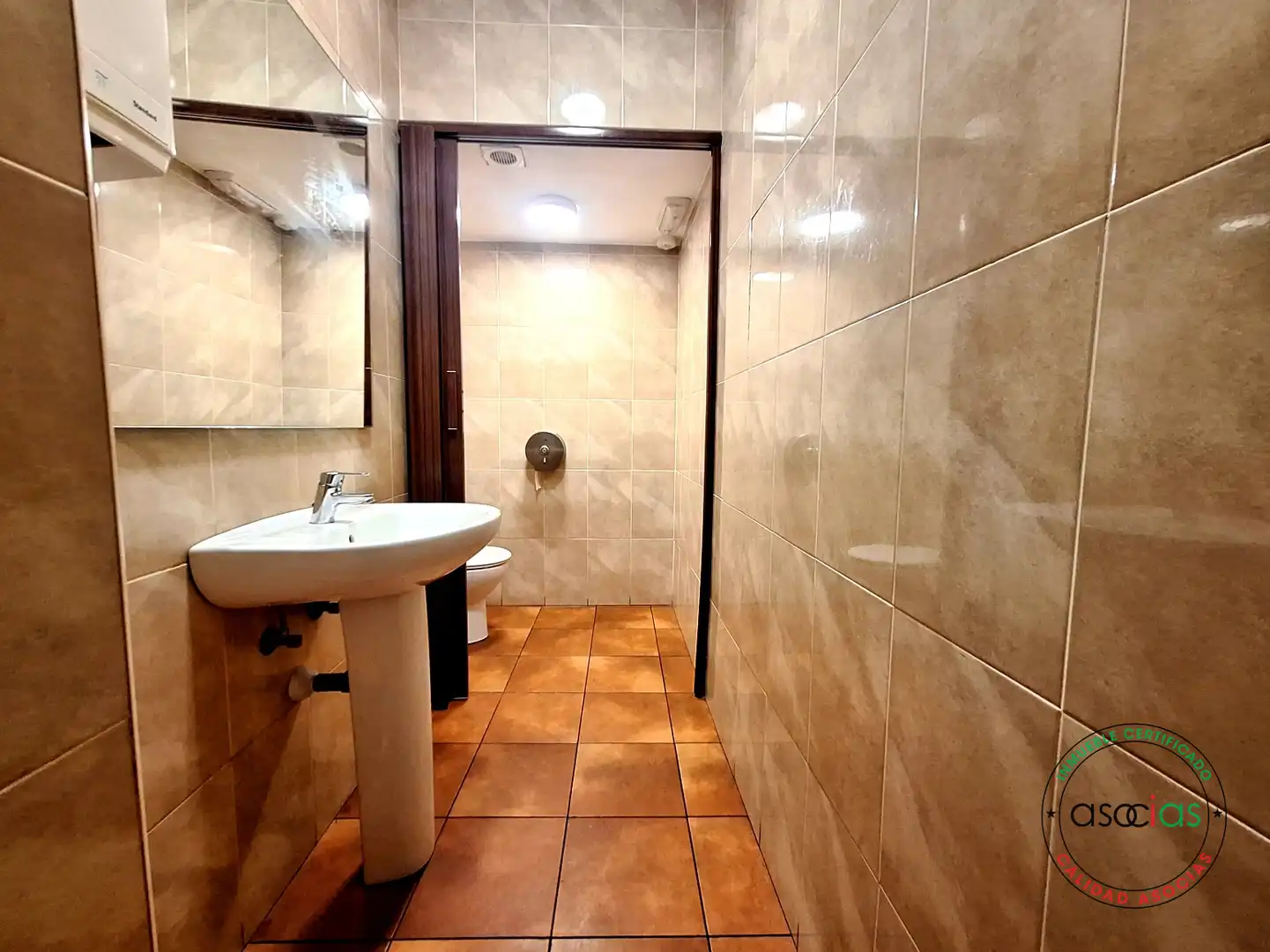 Badezimmer von Geschaftsraum zum Verkauf in Mayorga
