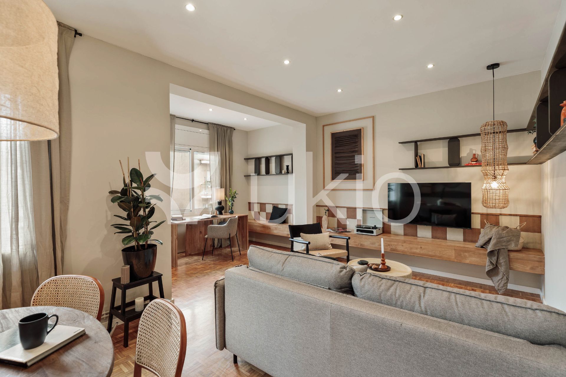 Sala d'estar de Apartament de lloguer en  Barcelona Capital amb Aire condicionat, Calefacció i Moblat