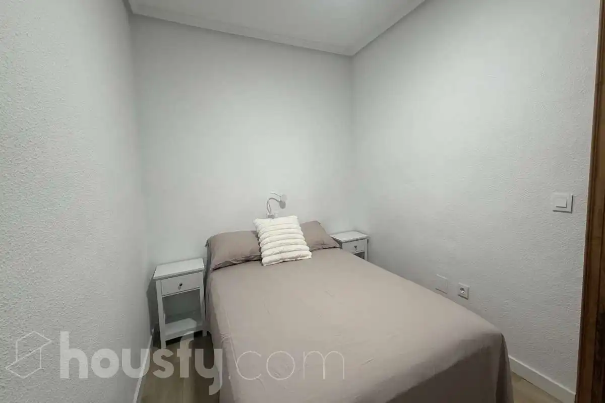 Wohnung zur Miete in Calle Caballero de Rodas, Las Piscinas Naturales