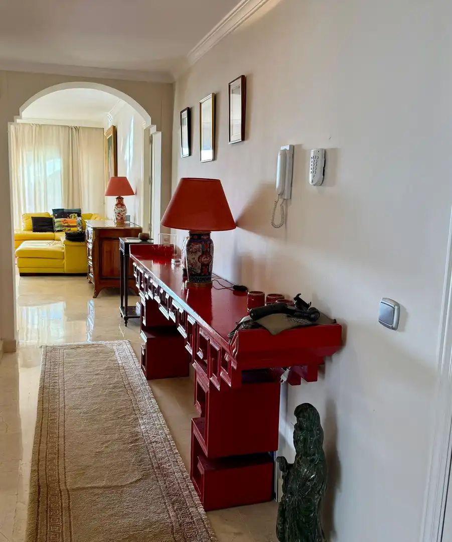 Apartament de lloguer en Estepona amb Aire condicionat, Terrassa i Piscina