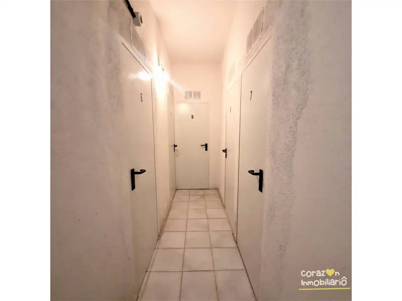 Study for rent in Madrid  with Air Conditioner, Parquet flooring and Storage room