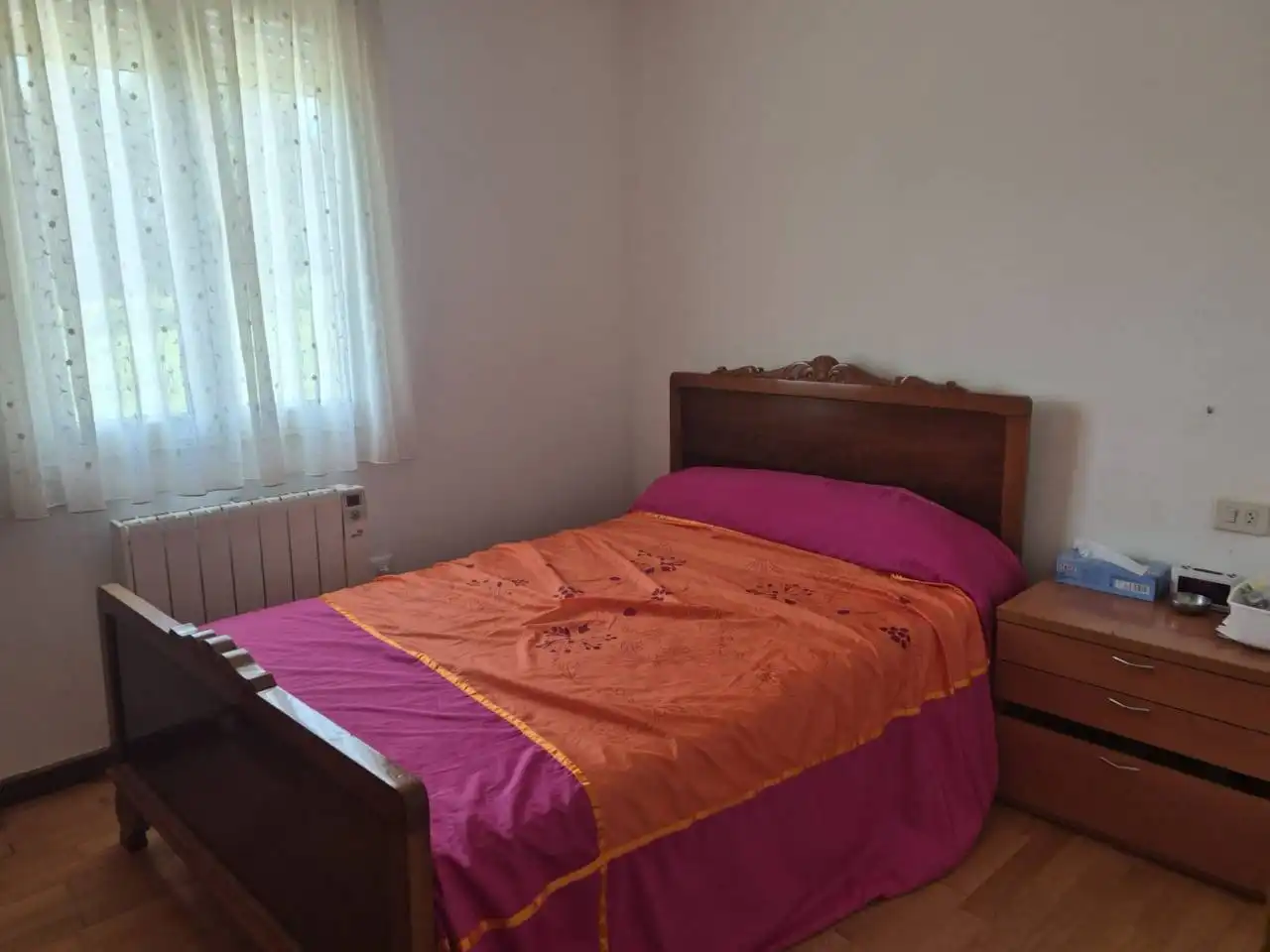 Dormitori de Casa o xalet en venda en Vilasantar amb Jardí privat