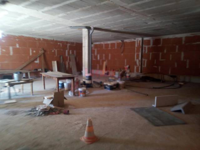 Local comercial en Alquiler en General en Arenas de Iguña