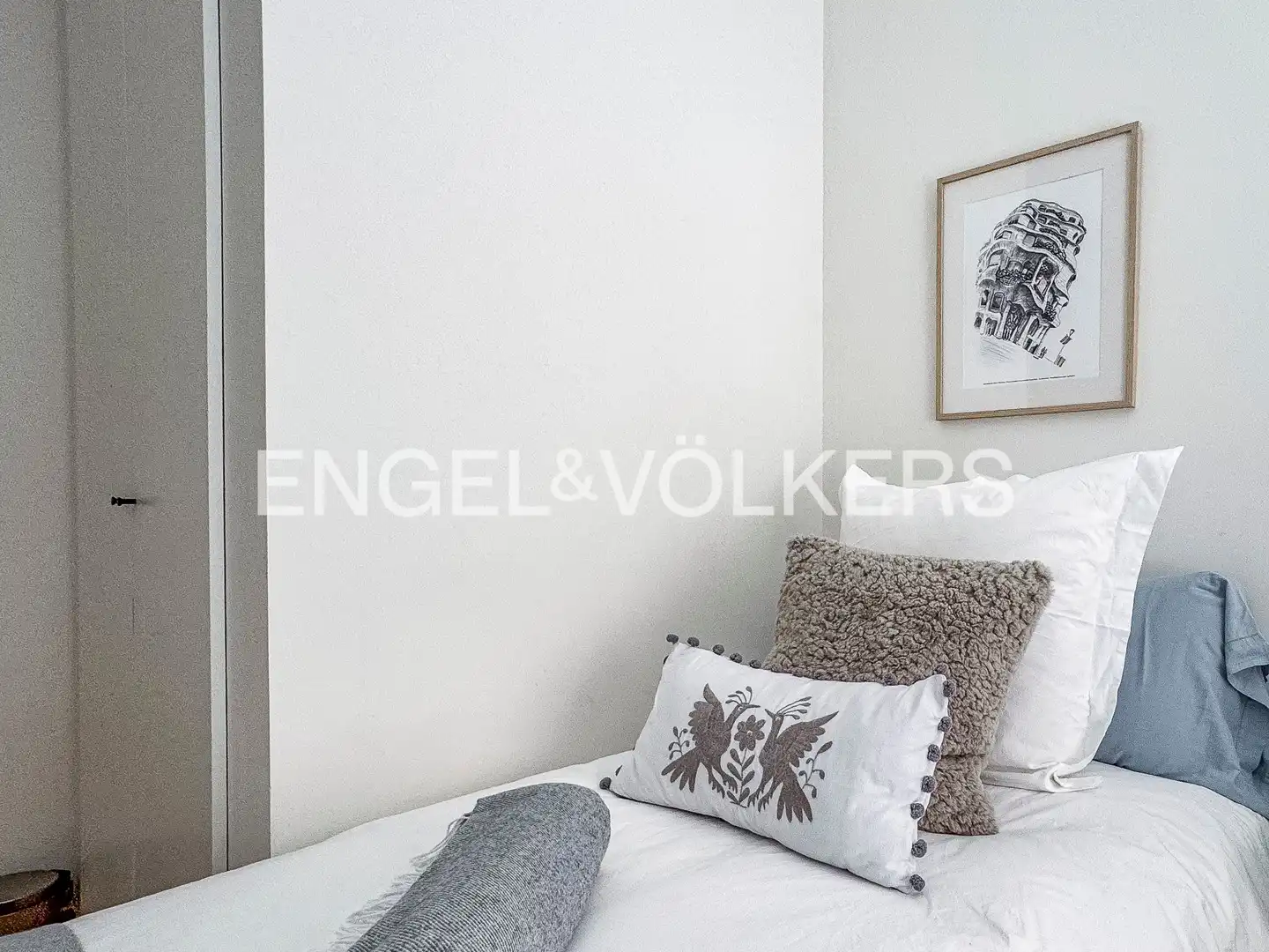 Bedroom of Flat for rent in Barcelona  with Air Conditioner, Heating and Parquet flooring