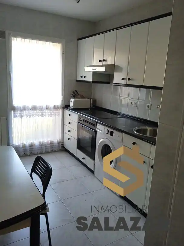 Piso de alquiler en Txurdinaga