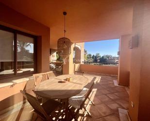 Terrassa de Pis en venda en Marbella amb Aire condicionat, Calefacció i Jardí privat