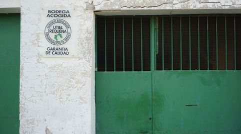 Foto 3 de Casa adosada en venda a Calle Ganaderos, 16, Requena, Valencia