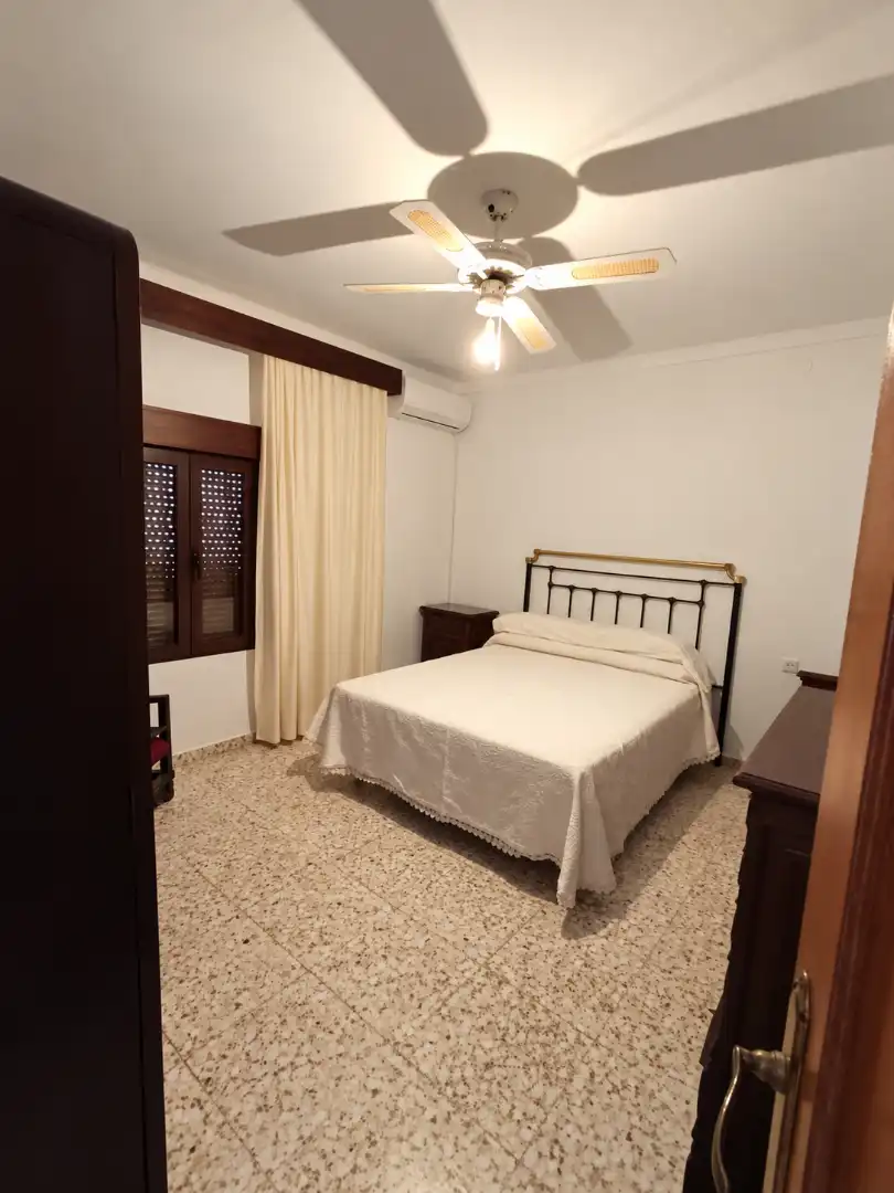 Dormitori de Casa o xalet en venda en La Carlota amb Aire condicionat