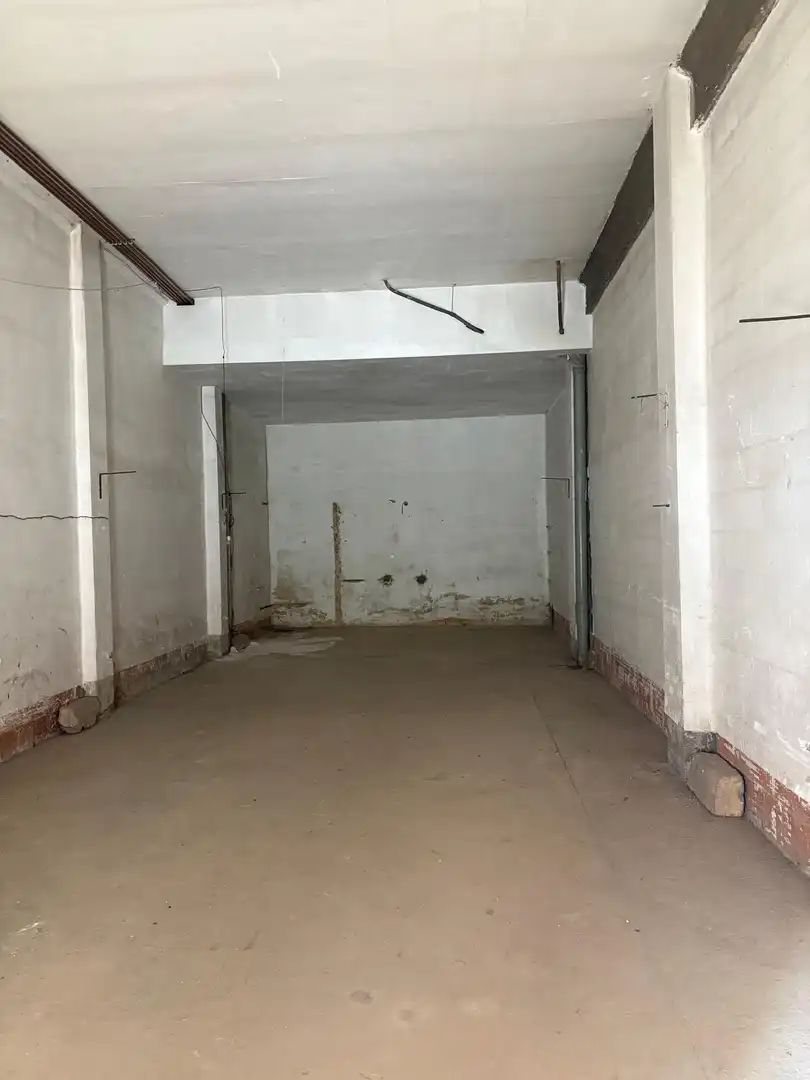 Local comercial de lloguer a Avenida de Valencia, imagen 4