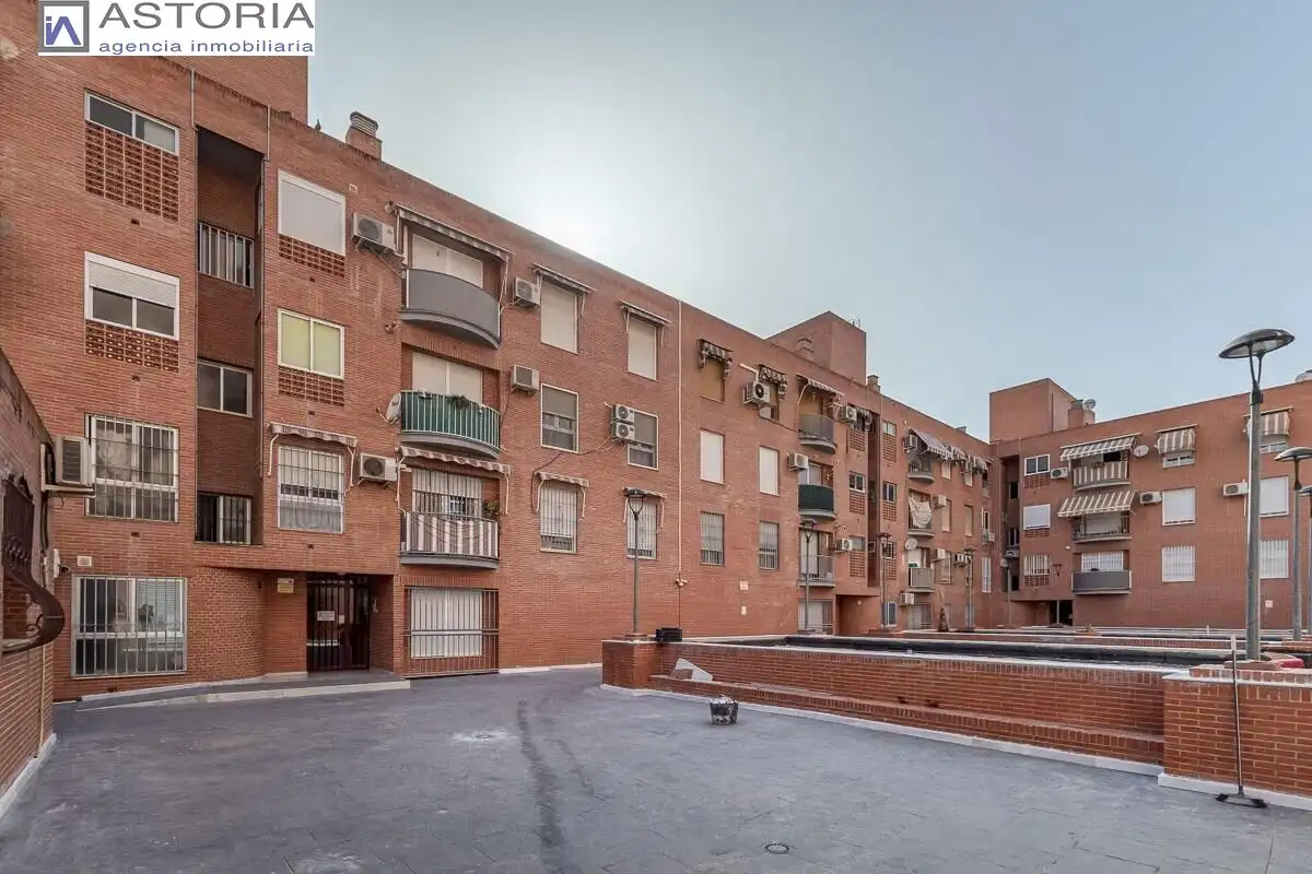 Exterior view of Flat for sale in Granada  with Balcony