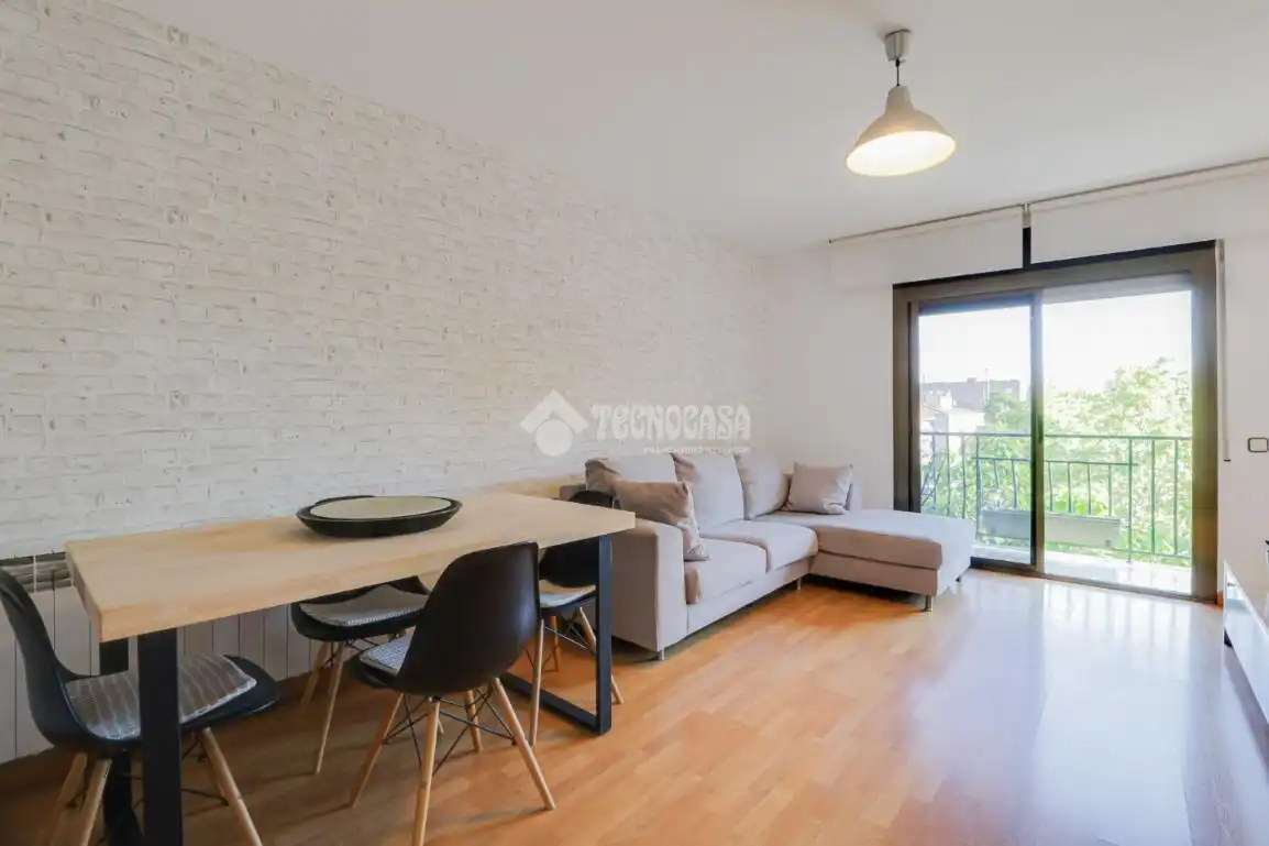 Sala d'estar de Pis en venda en Granollers amb Calefacció, Parquet i Balcó