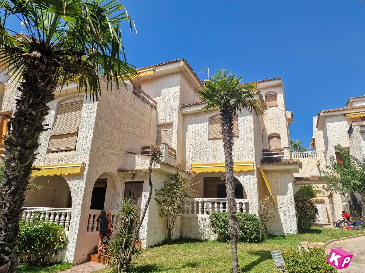 Vista exterior de Casa o chalet en venta en Santa Pola con Terraza, Trastero y Piscina