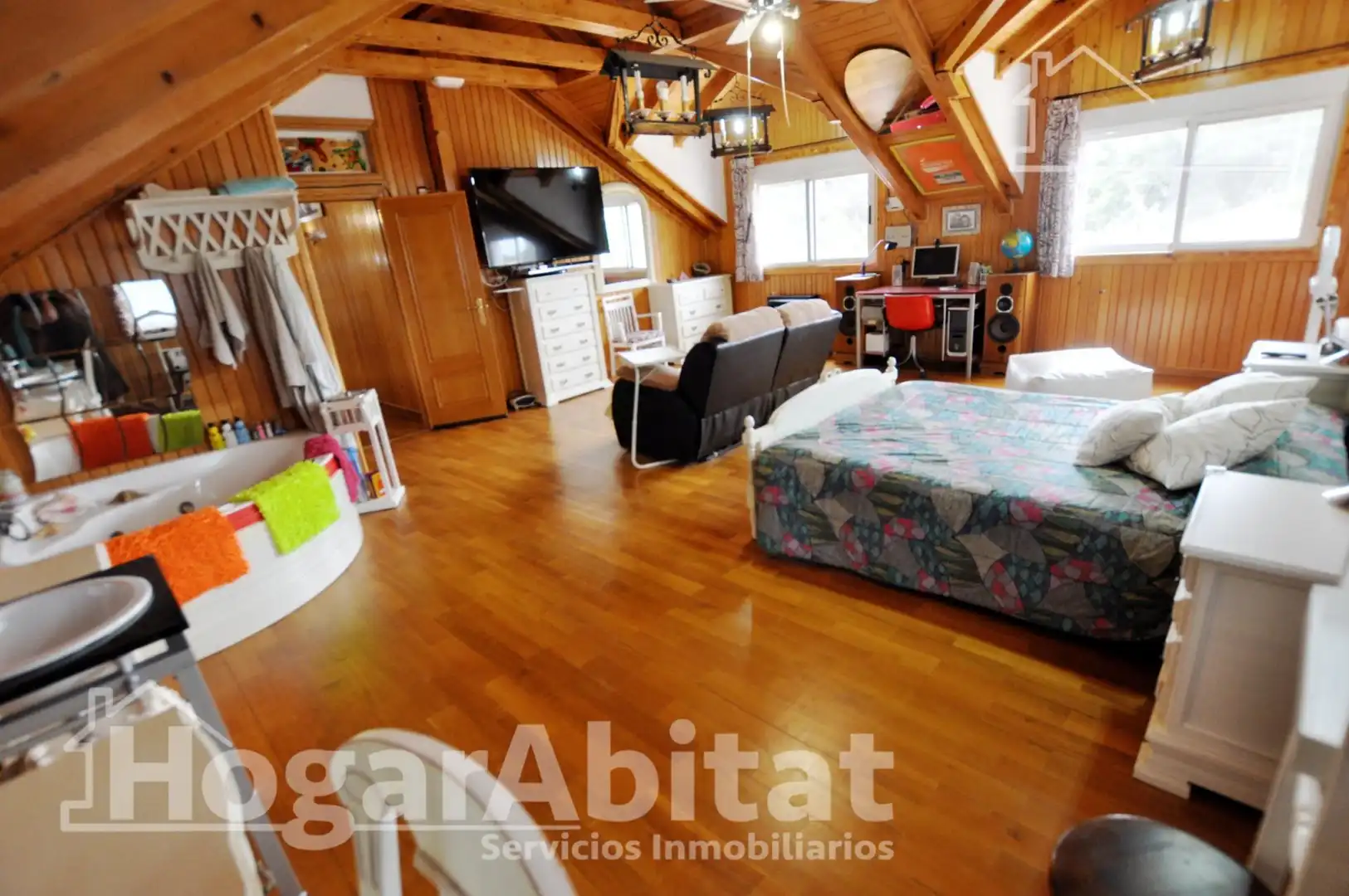 Habitación de Casa o chalet en venta en Montserrat con Aire acondicionado, Calefacción y Jardín privado