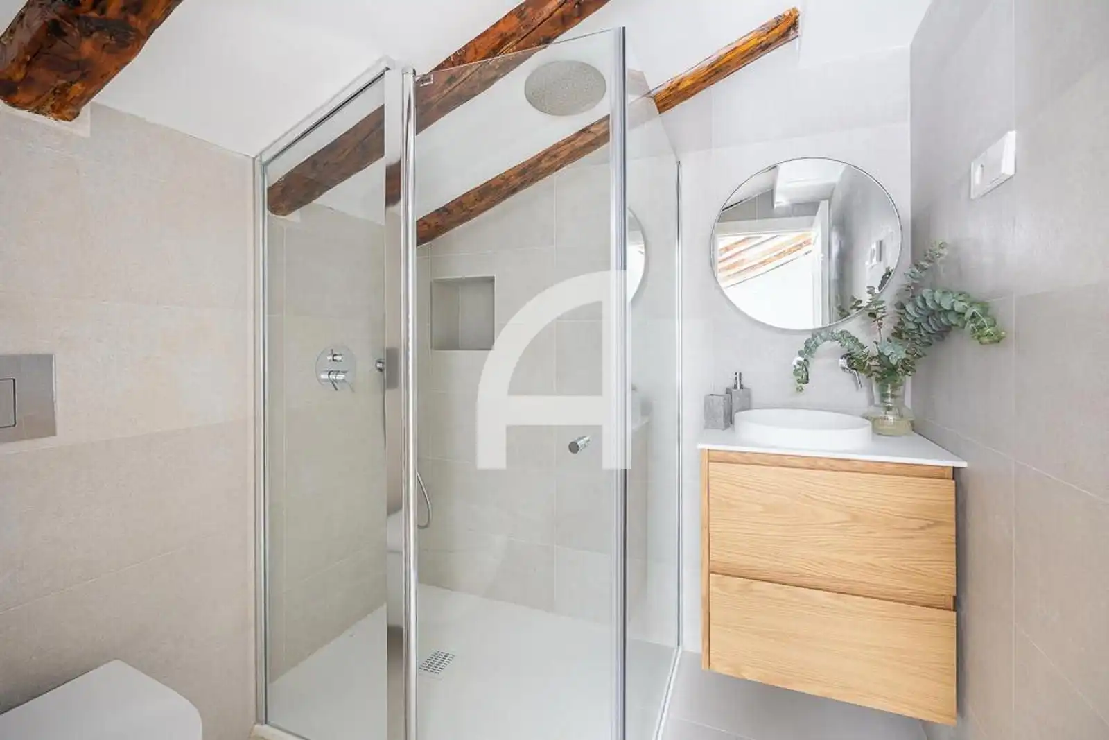 Bathroom of Duplexes for sale in Madrid  with Air Conditioner, Heating and Terrace