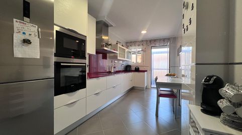 Foto 5 de Casa adosada en venta en Mejostilla, Cáceres Capital