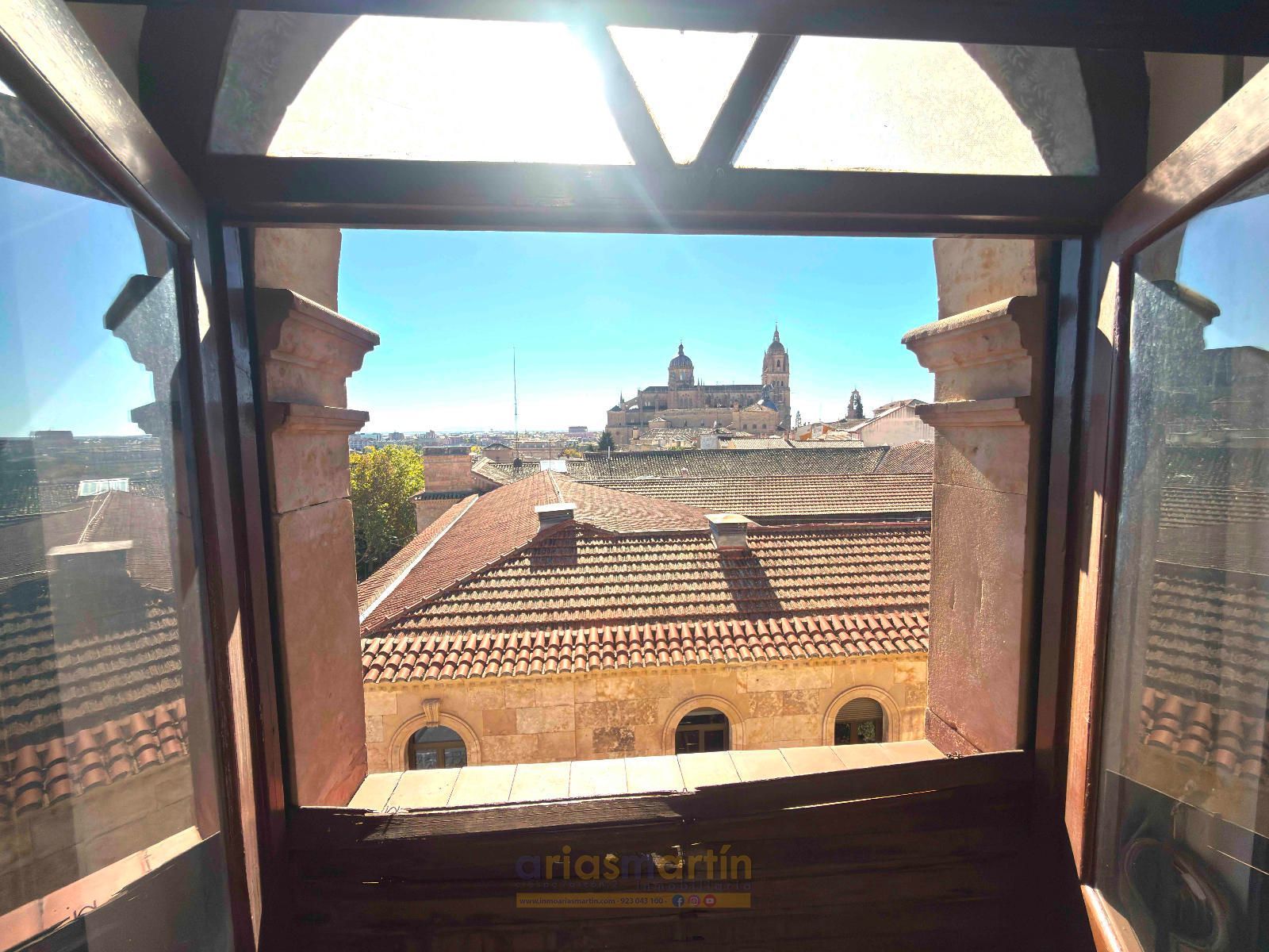 Vista exterior de Pis en venda en Salamanca Capital amb Aire condicionat, Calefacció i Terrassa