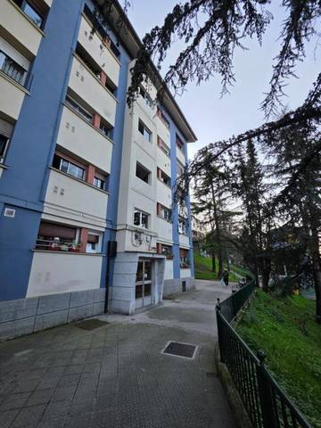 Piso en Venta en Artazubekoa Etxetaldea, 29 en Artatzu - Larraskitu