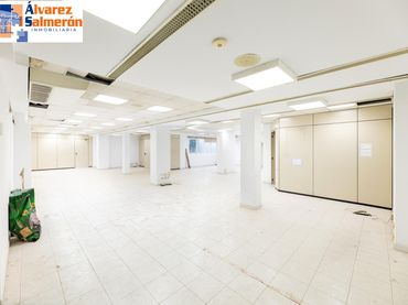 Local comercial en venda a Centro
