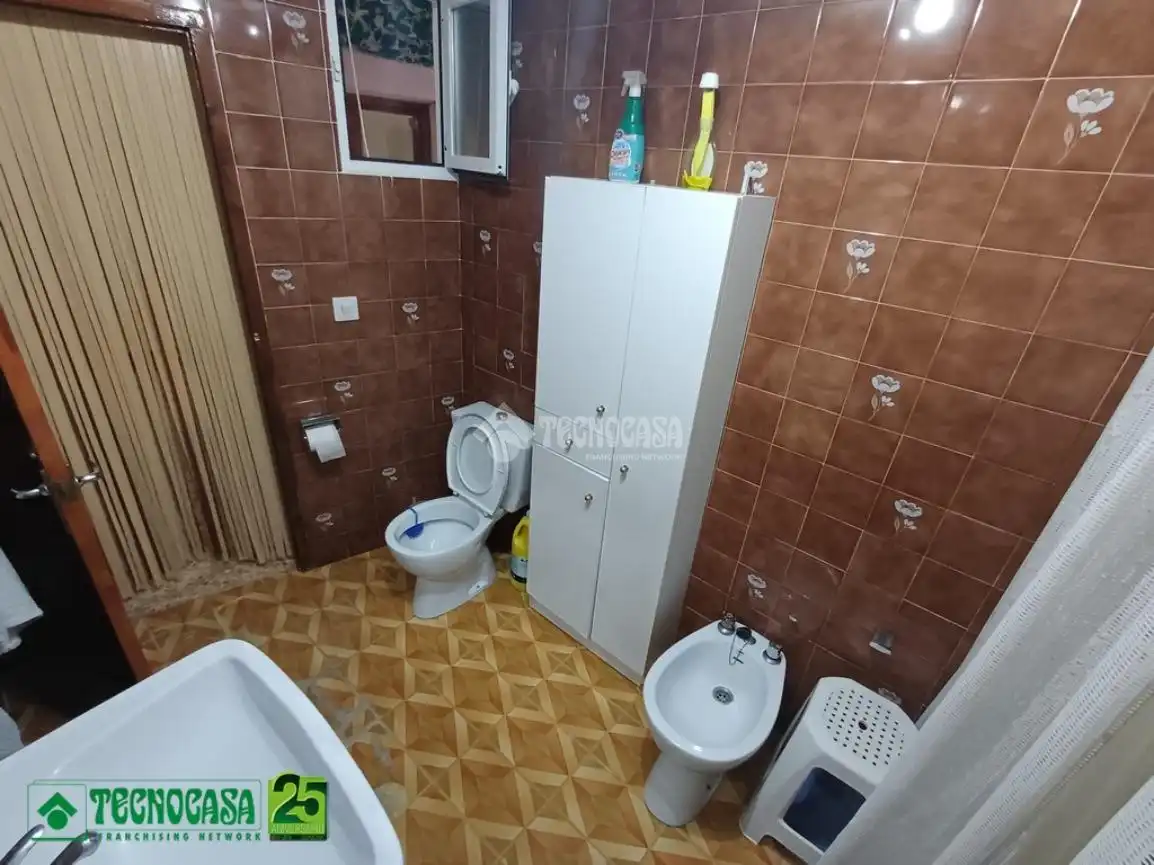 Casa aparellada en venda a C. Orense, imagen 23