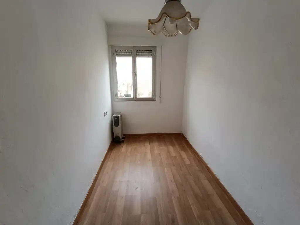 Habitación de Piso en venta en Avilés