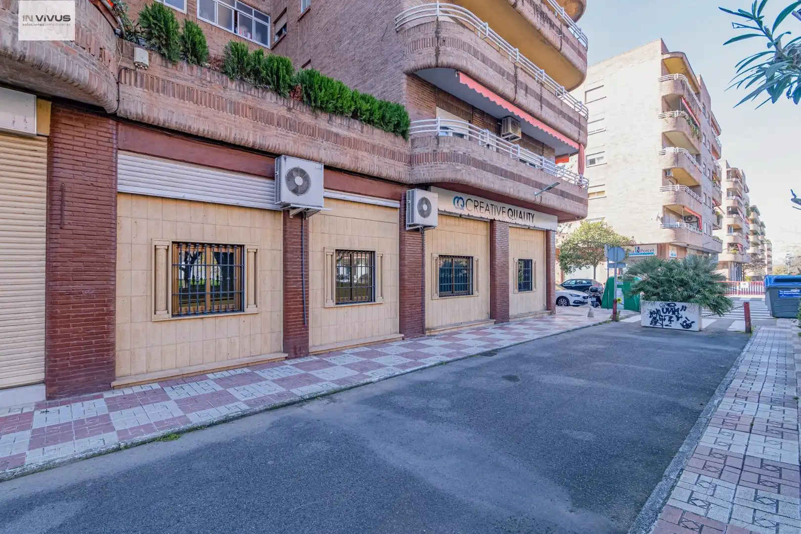 Local de lloguer a Calle MOZART, Fígares