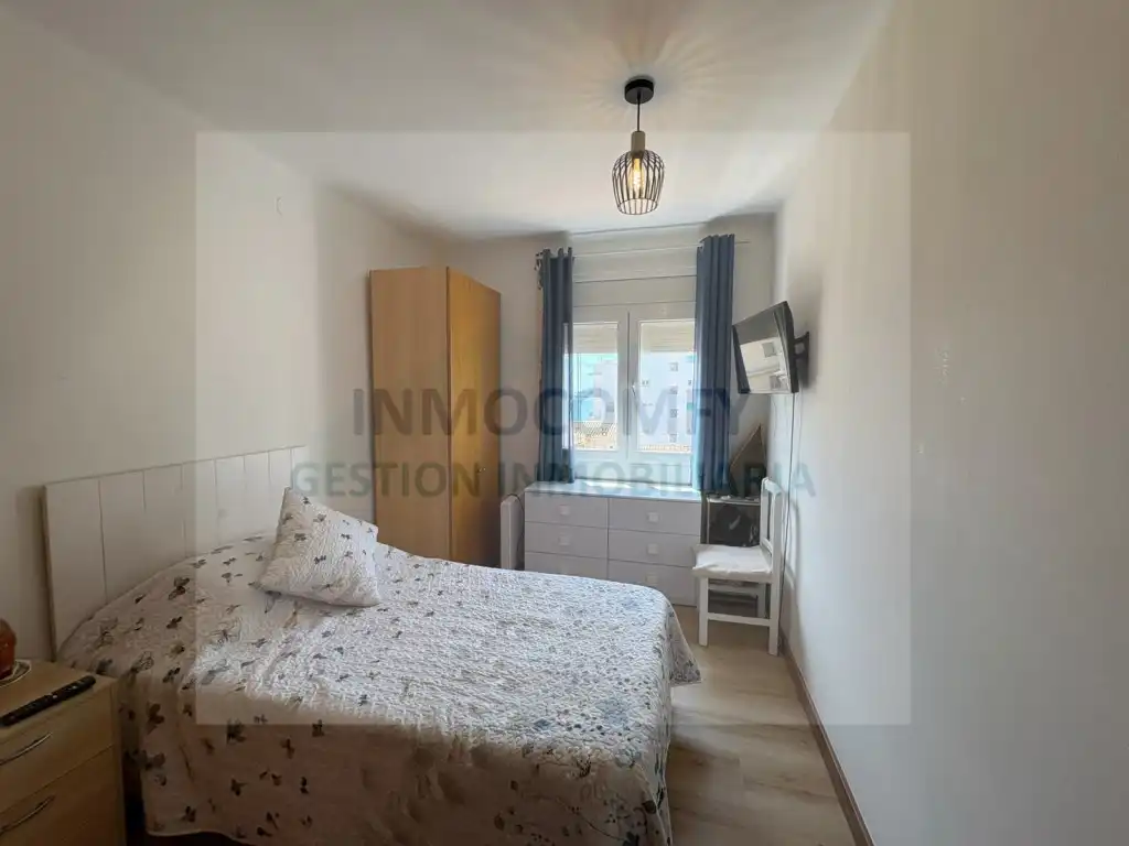 Bedroom of Flat for sale in Palamós