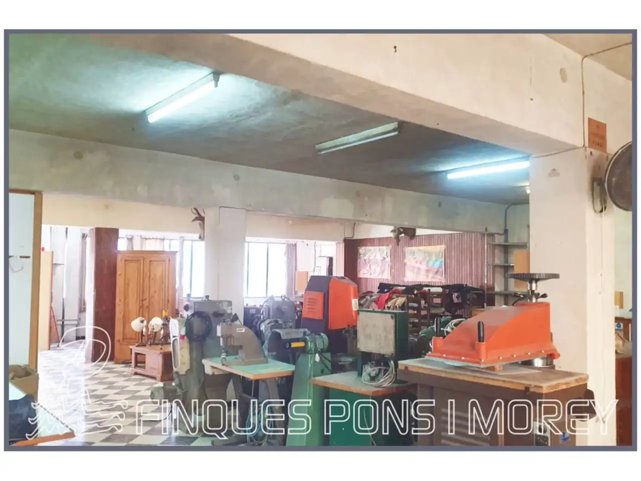 Nave industrial en venta en Calle escorca, Son Amonda - Reis Catòlics
