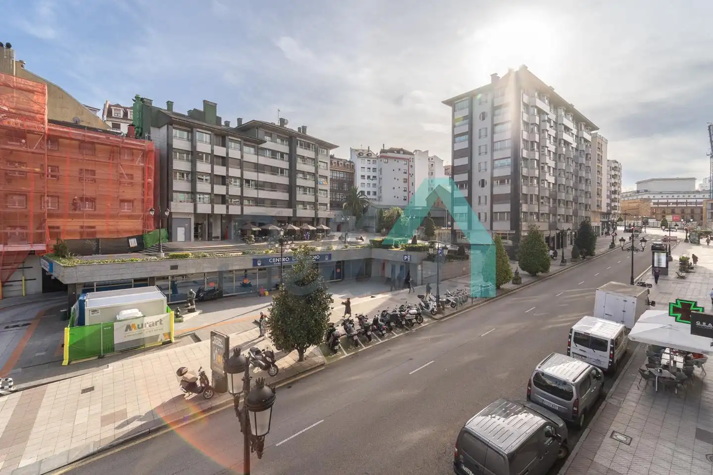 Vista exterior de Pis en venda en Oviedo  amb Calefacció i Parquet