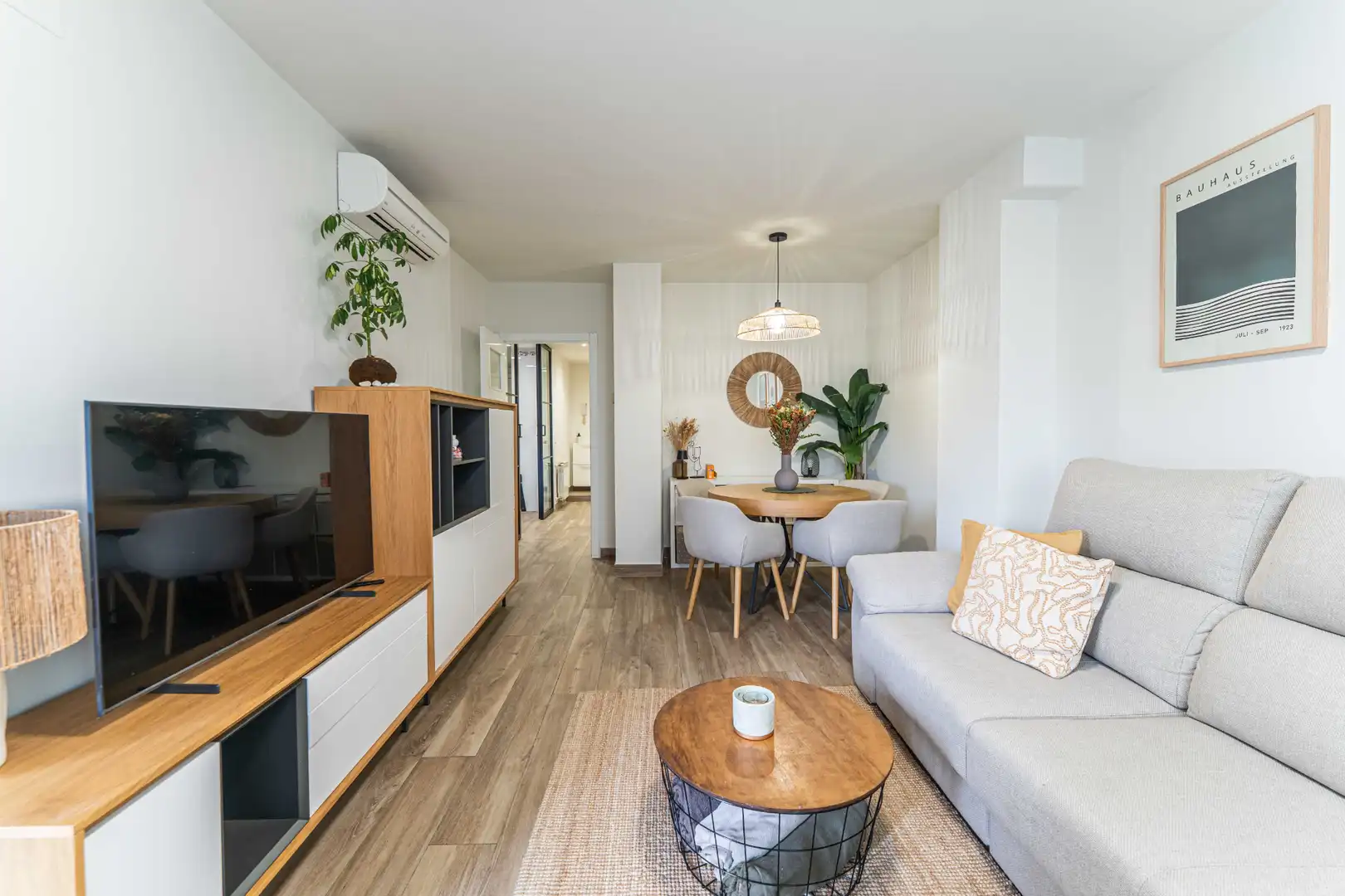 Sala de estar de Dúplex en venta en Arroyomolinos (Madrid) con Aire acondicionado, Calefacción y Terraza