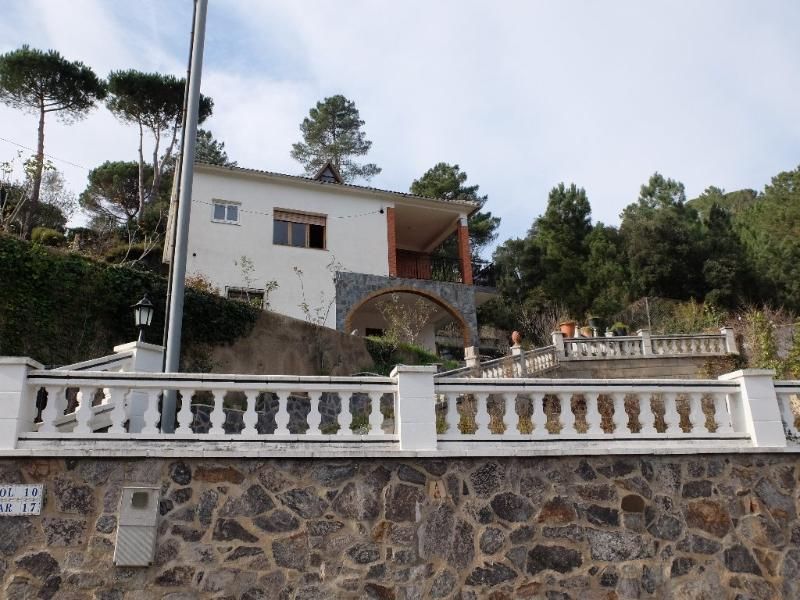 Vista exterior de Casa adosada en venda en Massanes