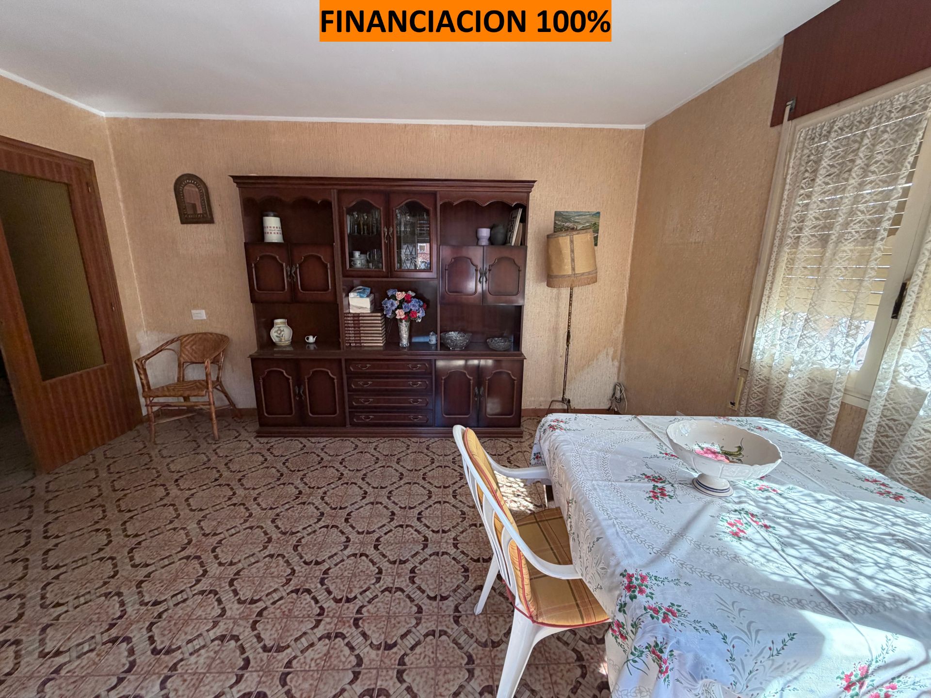 Menjador de Casa o xalet en venda en Alfamén amb Traster i Balcó