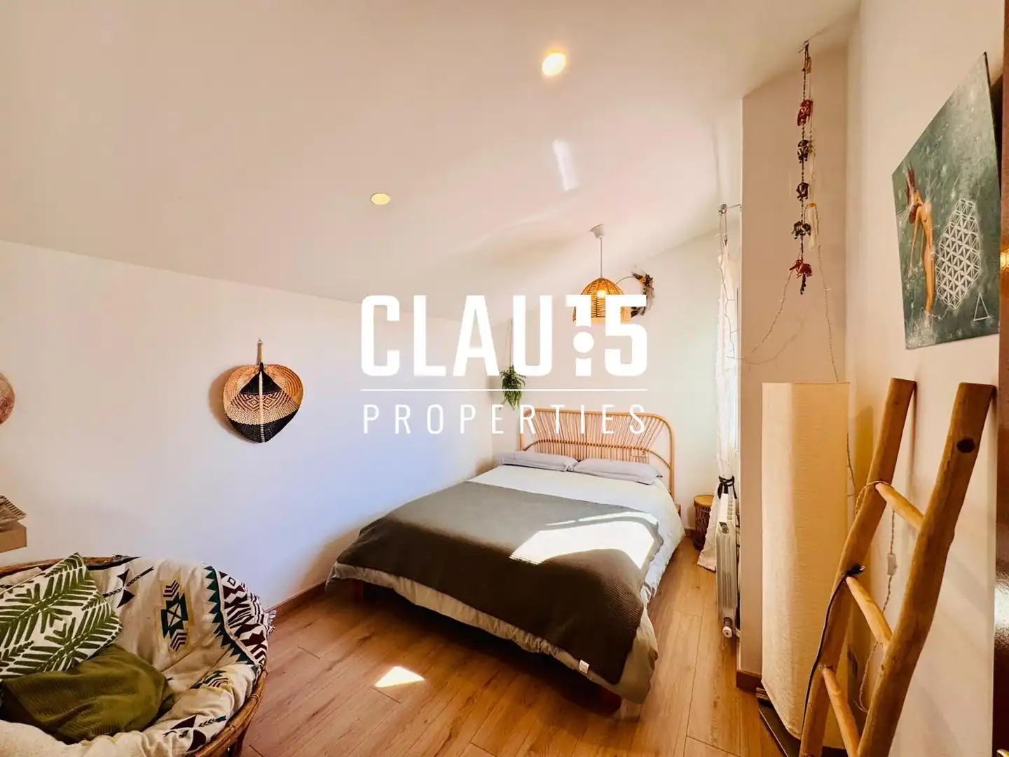 Schlafzimmer von Maisonette zum Verkauf in Blanes mit Klimaanlage, Heizung und Terrasse