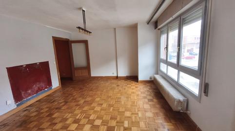 Photo 2 of Flat for sale in Plaza San Miguel, 9, Valle de Elorz / Elortzibar, Navarra