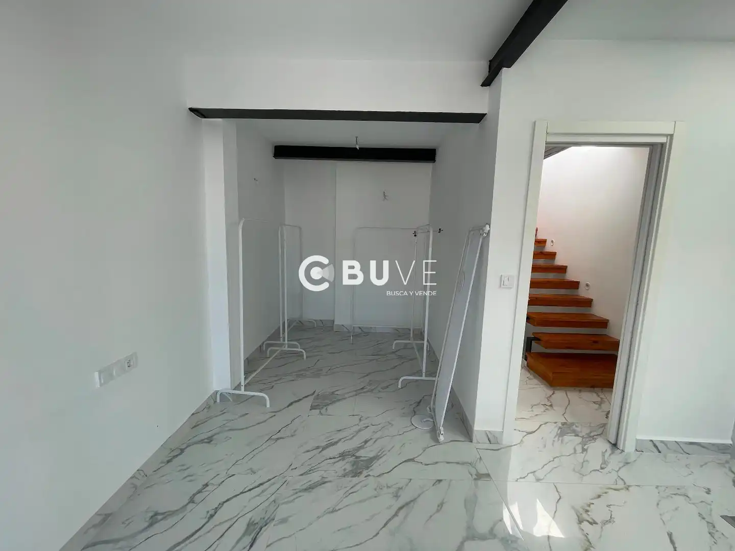 Houses for sale in Sevilla  with Air Conditioner, Terrace and Swimming Pool