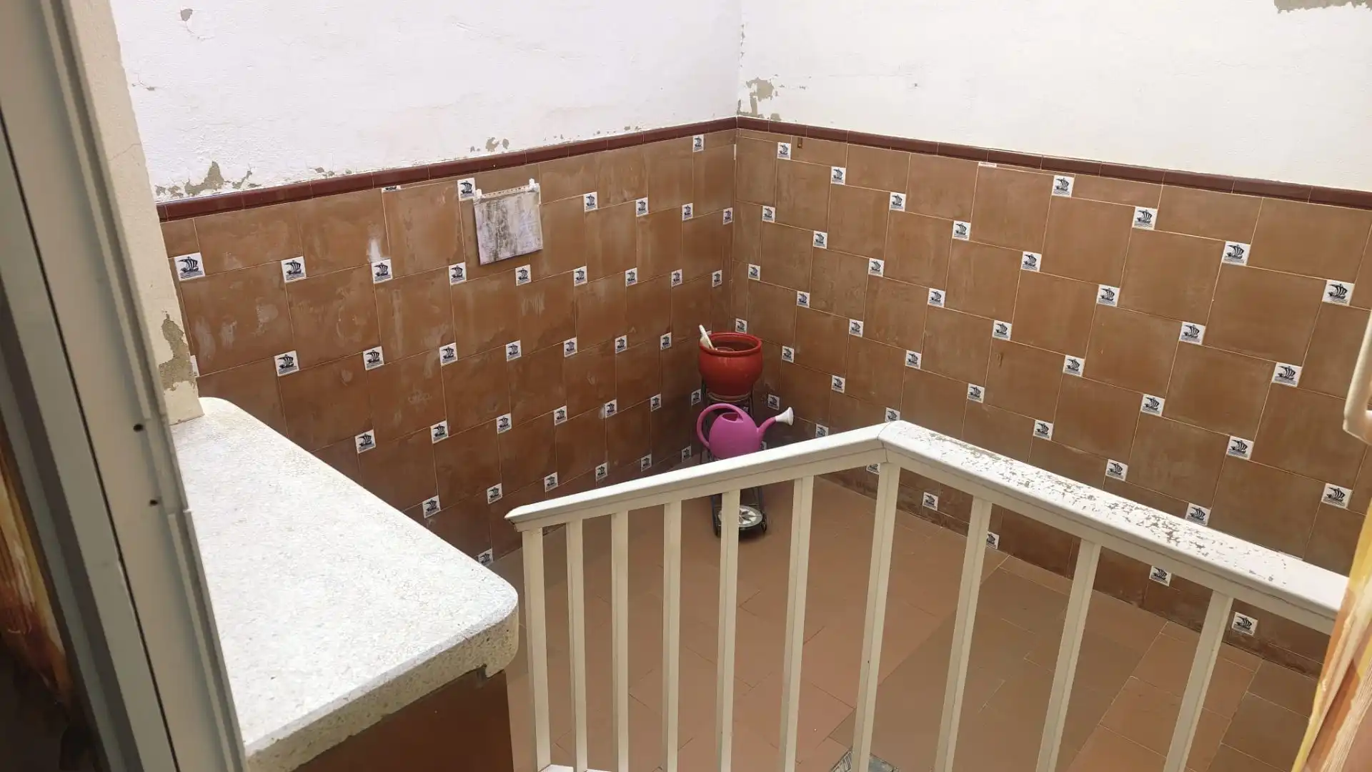 Küche von Einfamilien-Reihenhaus zum Verkauf in Argamasilla de Calatrava mit Klimaanlage, Heizung und Abstellraum