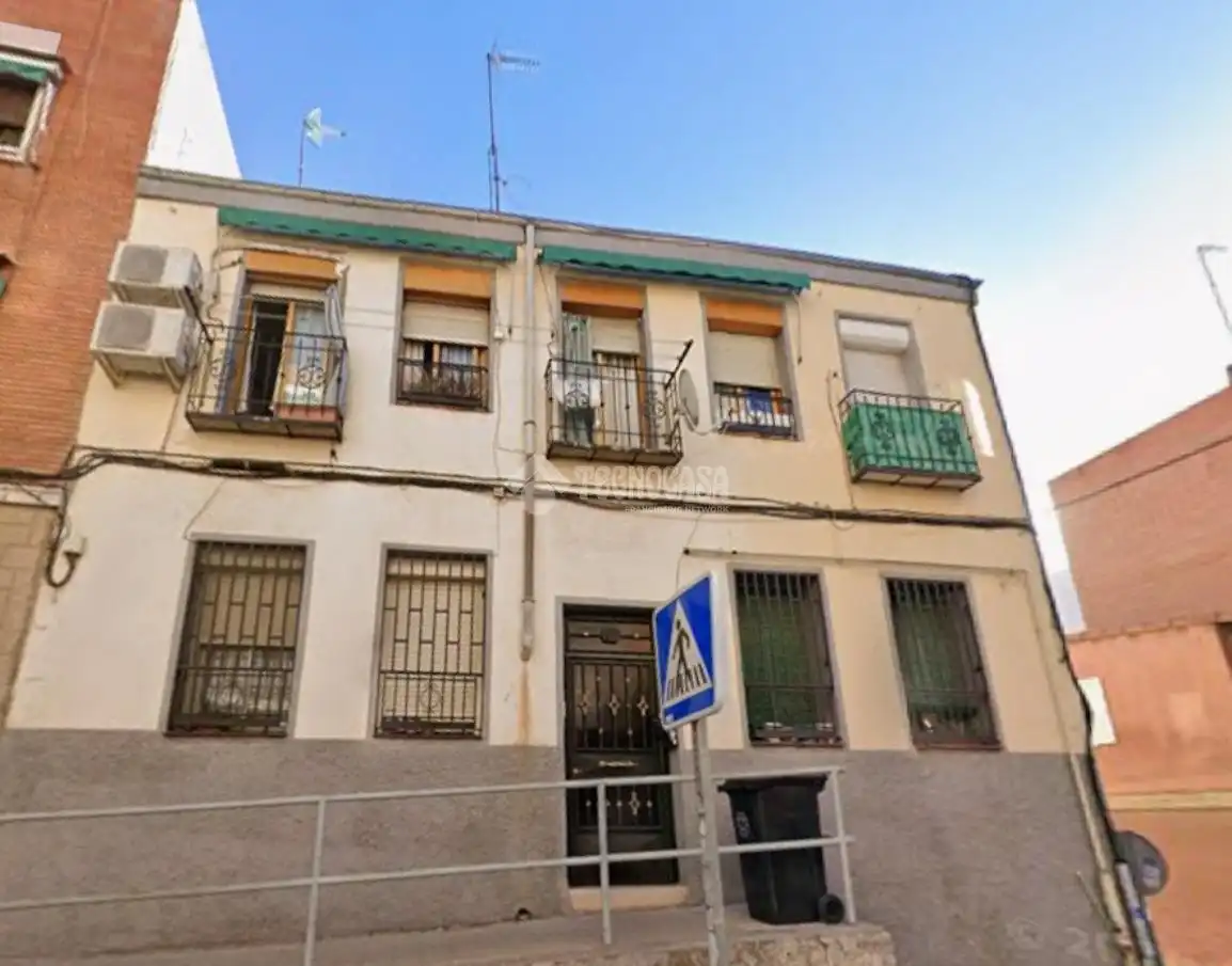 Vista exterior de Piso en venta en Madrid con Amueblado