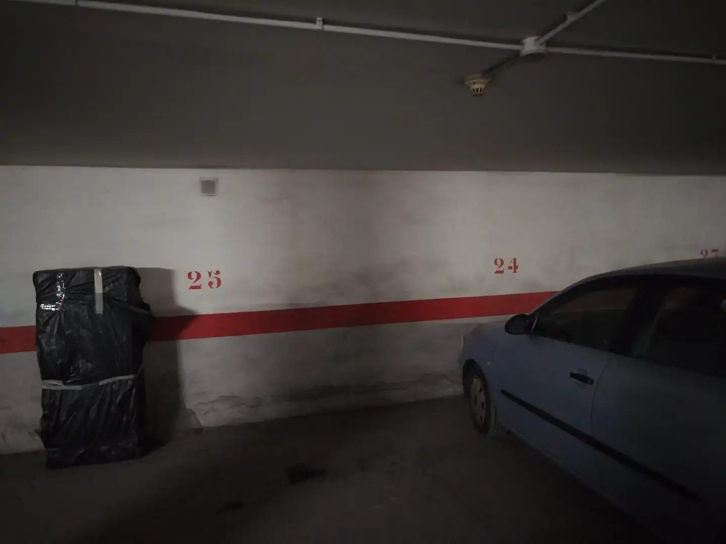 Parking de Piso en venta en Castellón de la Plana / Castelló de la Plana con Aire acondicionado, Terraza y Trastero