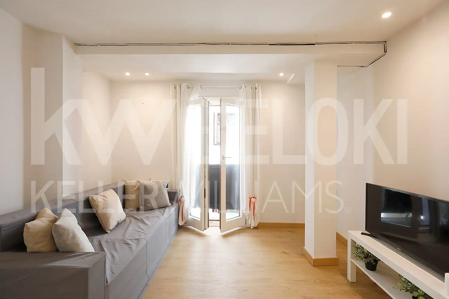 Living room of Flat for sale in Errenteria  with Heating and Balcony