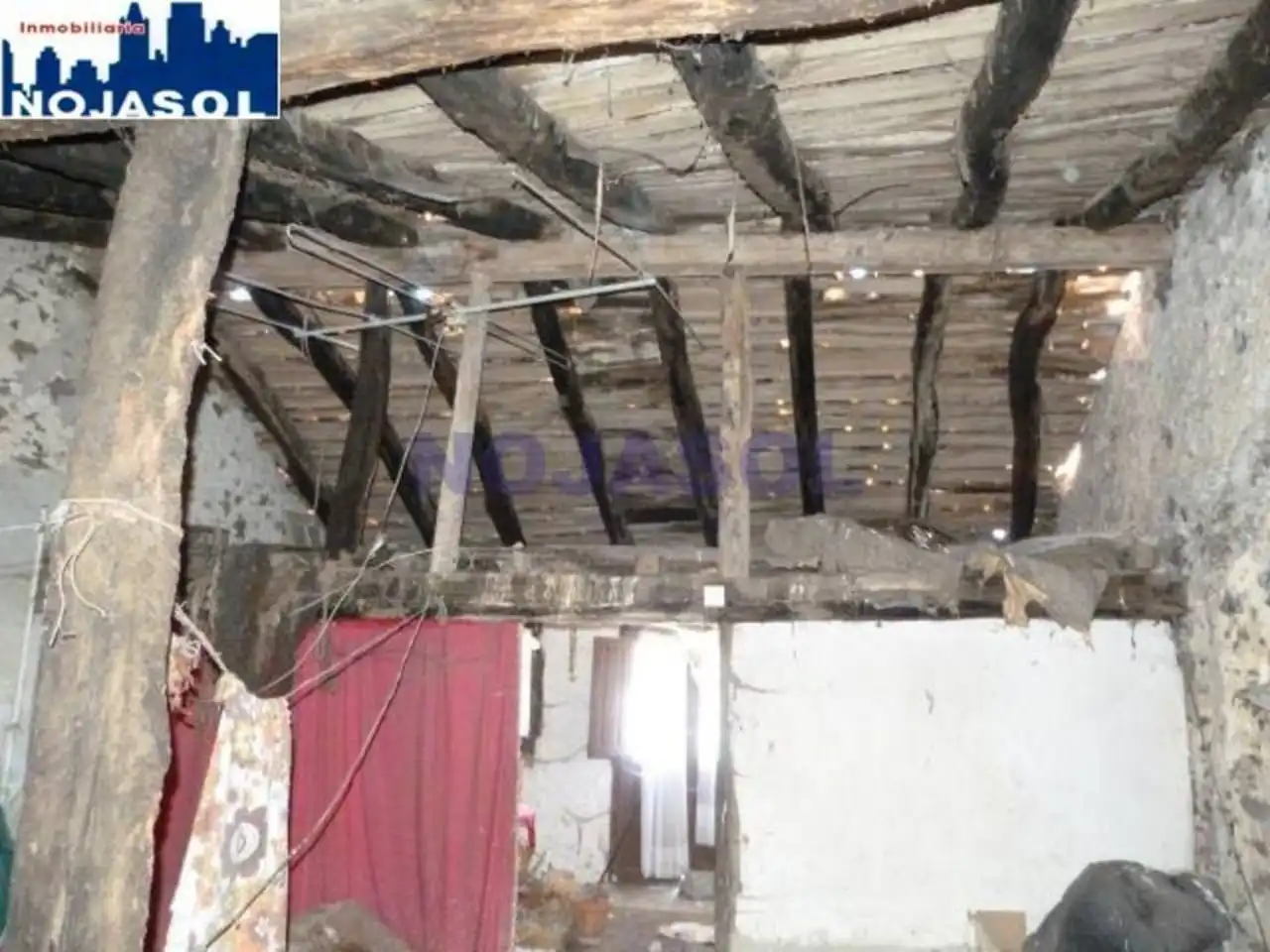 Casa adosada en venda en Escalante amb Moblat