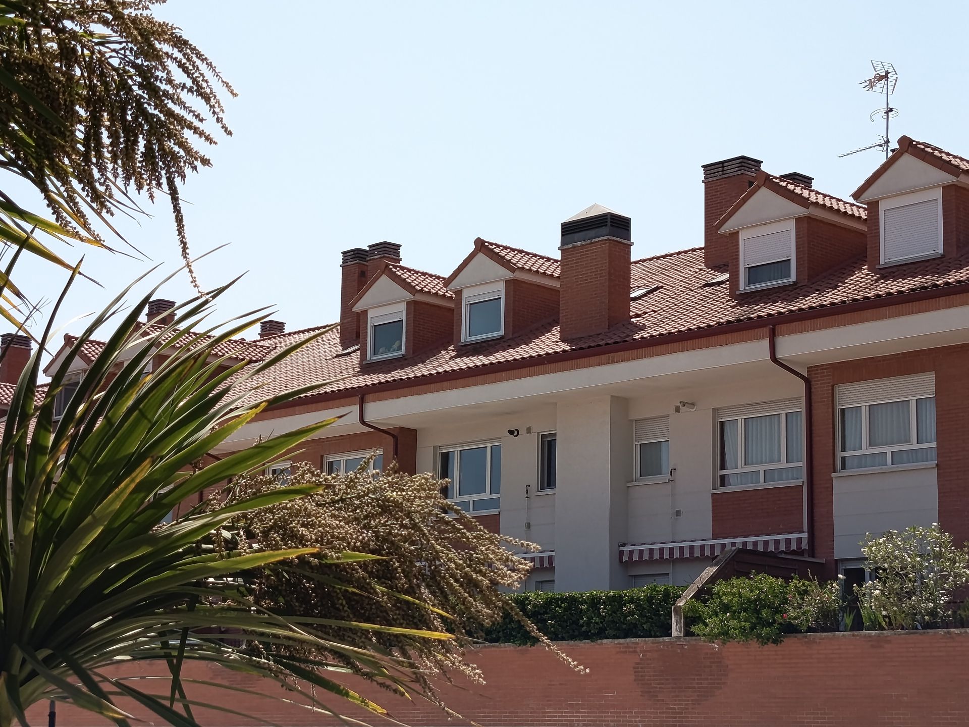 Exterior view of Flat to rent in Arroyo de la Encomienda  with Terrace, Storage room and Oven